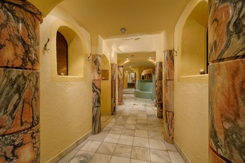 Thermenwelt Hotel Pulverer Bad Kleinkirchheim Luaran gambar
